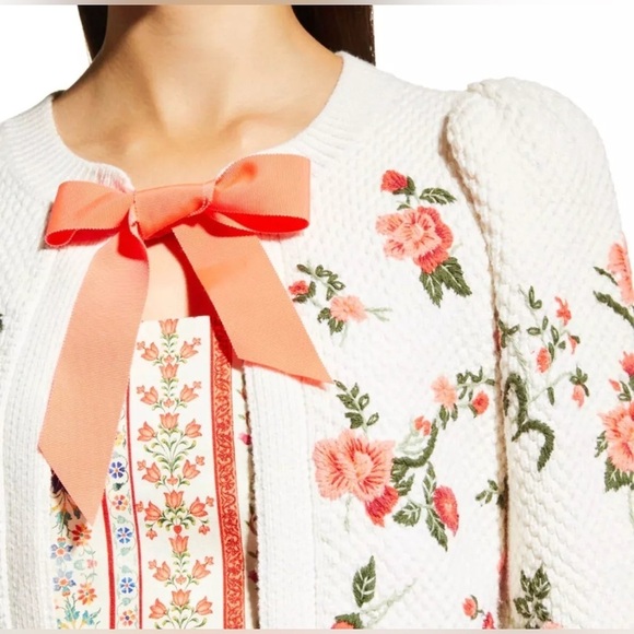 ALICE + OLIVIA Kitty Floral Embroidered Puff Sleeve Wool Cardigan Size Med NWT - Picture 6 of 11